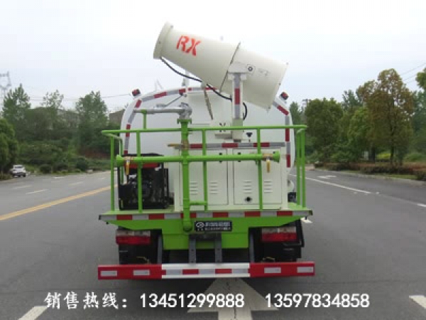 東風(fēng)多利卡綠化噴灑車(國六)